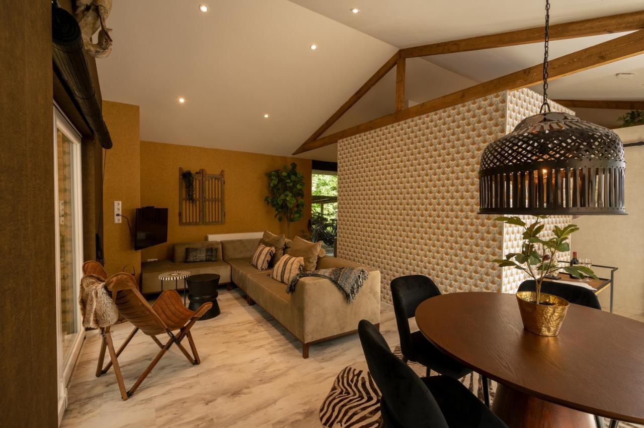 Zen-Bungalow No 4 Met Sauna En Hottub Rheezerveen Kültér fotó